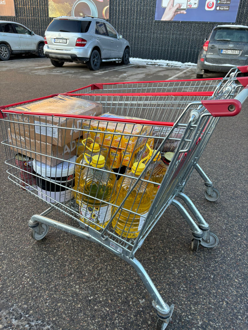 Pārtikas un pamatlietu nodrošinājums krīzes centram Latgalē