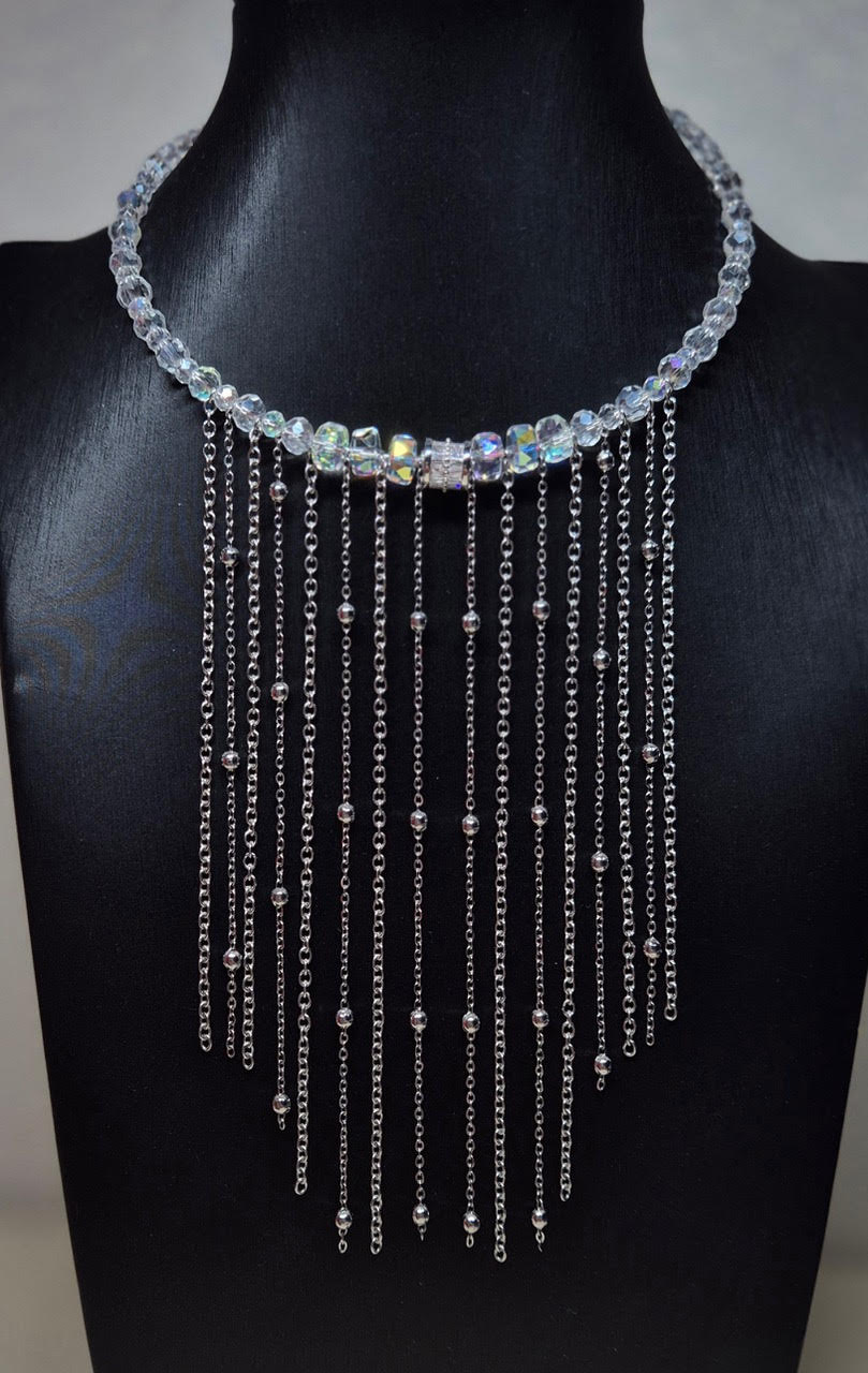 “WATERFALL” kaklarota no @TIMELESS_BIJOUX